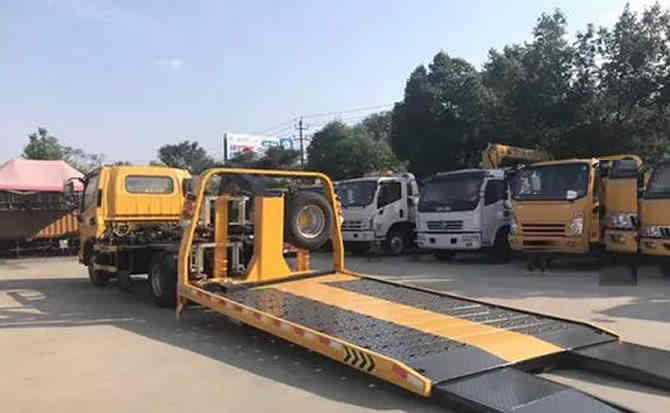 师宗汽车中途维修案例