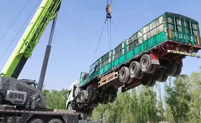 师宗道路脱困救援案例