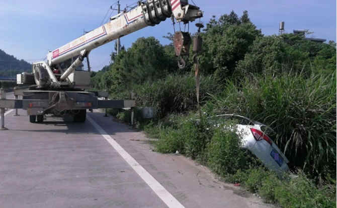 师宗重载吊车救援 师宗重载吊车救援